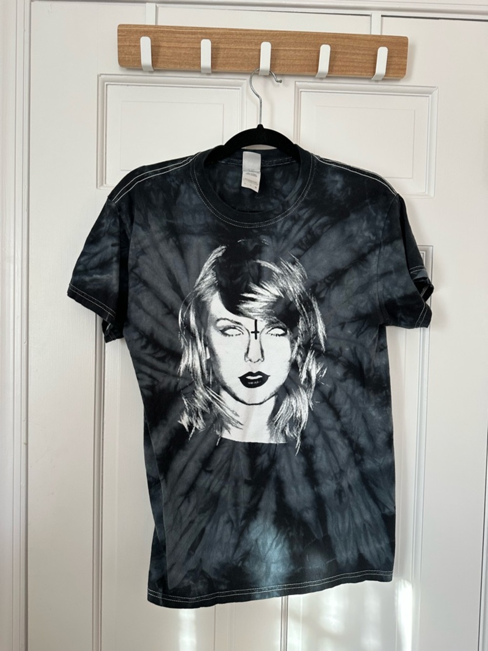Screen Printed Taylor Swift T-Shirt